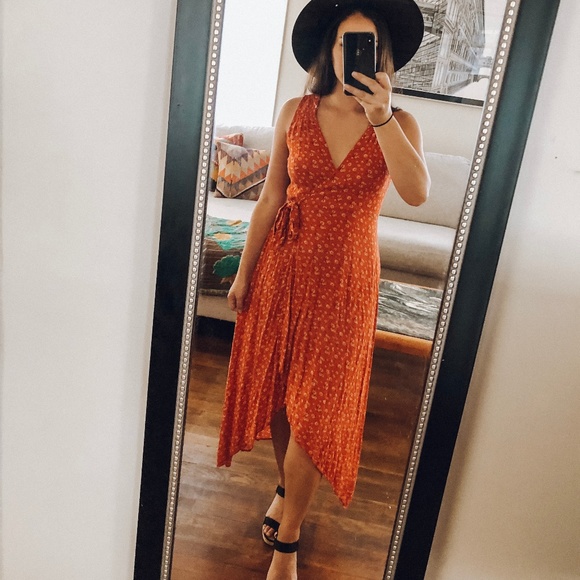 universal thread red dress